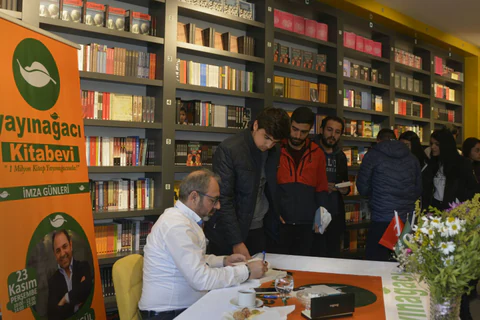 Bild 2 aus Mirza Tazegüls Fotoarchiv